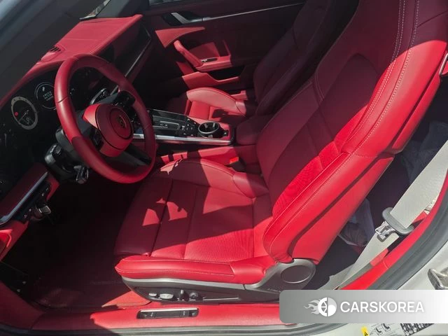 Porsche 911(992) id 3982032 из Кореи 10