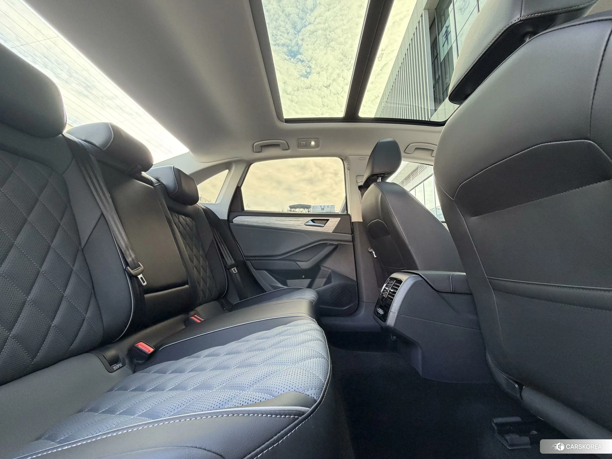 Volkswagen Sagitar id 4461760 из Китая 14