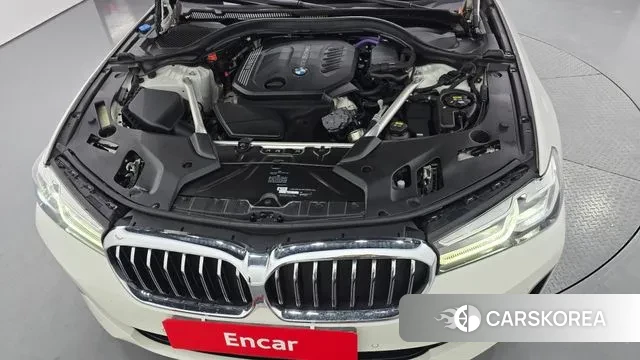 BMW 5 Series (G30) id 3428408 из Кореи 16