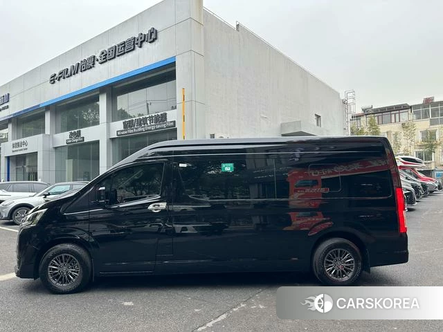 Toyota Hiace id 4258730 из Китая 8