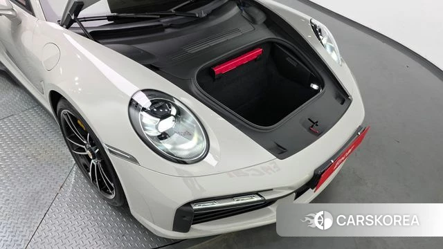 Porsche 911(992) id 4571255 из Кореи 16