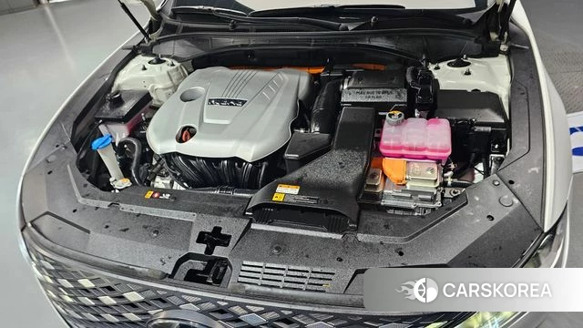 Hyundai The New Grandeur IG Hybrid id 4662067 из Кореи 30