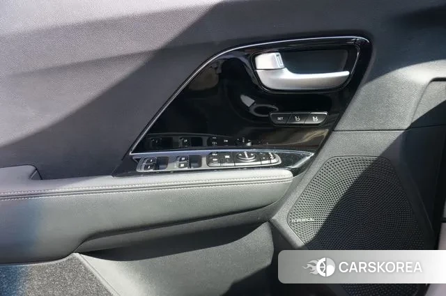 Kia Niro EV id 3085337 из Кореи 16