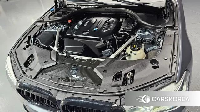 BMW 5 Series (G30) id 3029506 из Кореи 16