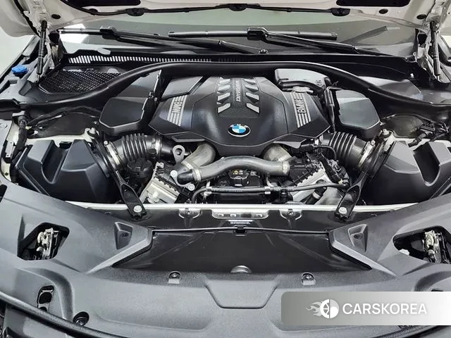 BMW 8 Series (G15) id 3278957 из Кореи 16