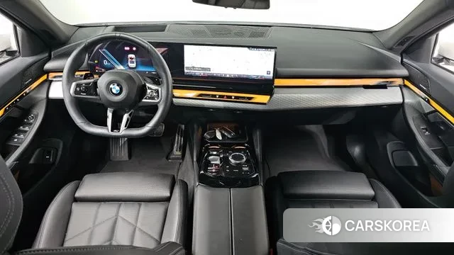 BMW 5 Series (G60) id 3436821 из Кореи 16