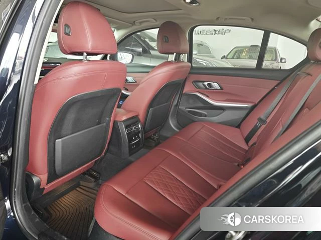 BMW 3 series 2022 Черный из Китая, фото 6