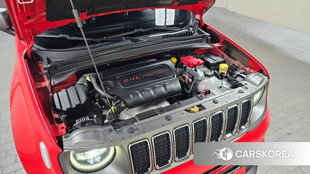 Jeep Renegade id 3843511 из Кореи 16