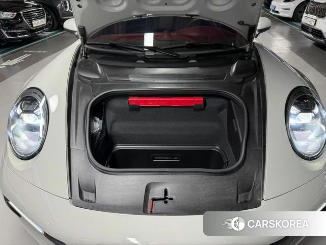 Porsche 911(992) id 3965912 из Кореи 16