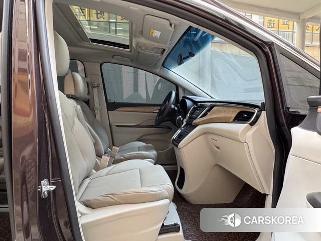 Buick GL8 id 4213547 из Китая 9