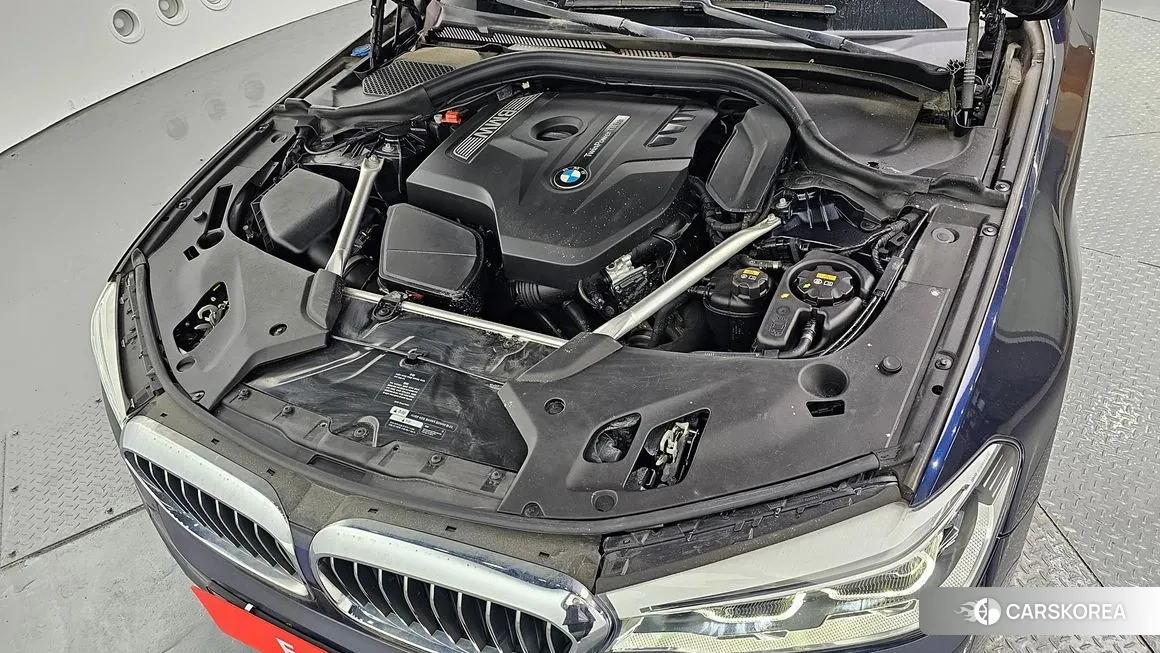 BMW 5 Series (G30) id 1615454 из Кореи 16