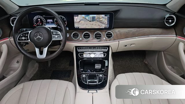 Mercedes-Benz E-Class W213 id 4507897 из Кореи 32