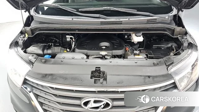 Hyundai The New Grand Starex id 3741587 из Кореи 16