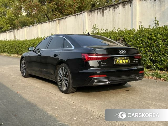 Audi A6L id 4328978 из Китая 12