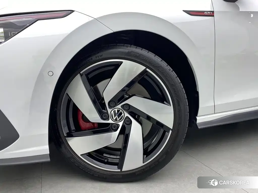 Volkswagen Golf id 4669365 из Китая 28