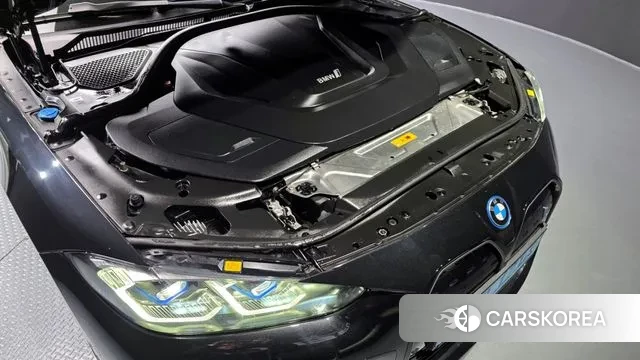 BMW i4 id 3442664 из Кореи 16