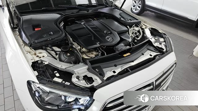 Mercedes-Benz E-Class W213 id 4409521 из Кореи 28