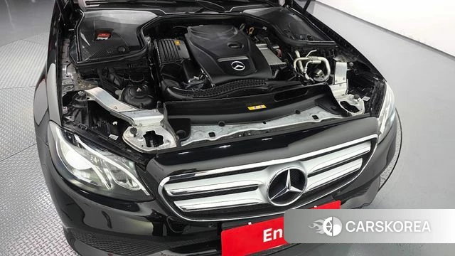 Mercedes-Benz E-Class W213 id 4873282 из Кореи 32