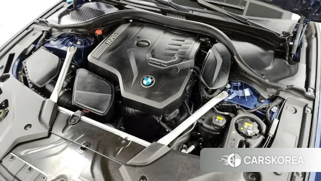 BMW 5 Series (G30) id 3335488 из Кореи 16