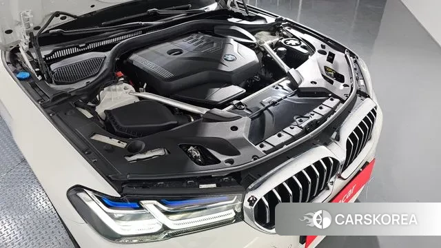 BMW 5 Series (G30) id 3366379 из Кореи 16