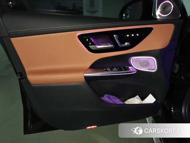 Mercedes-Benz GLC 2024 Черный из Китая, фото 6