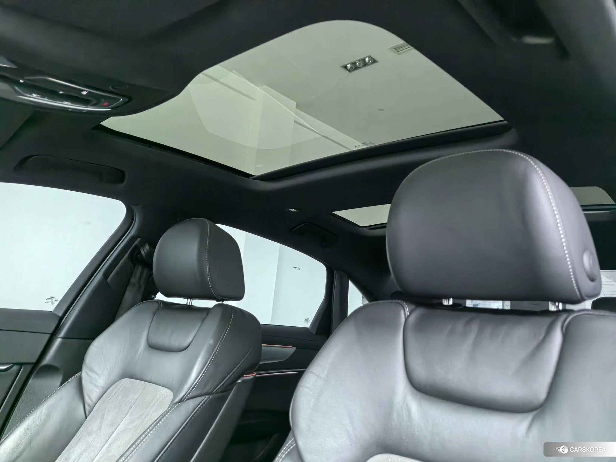 Audi A6L id 4461640 из Китая 13