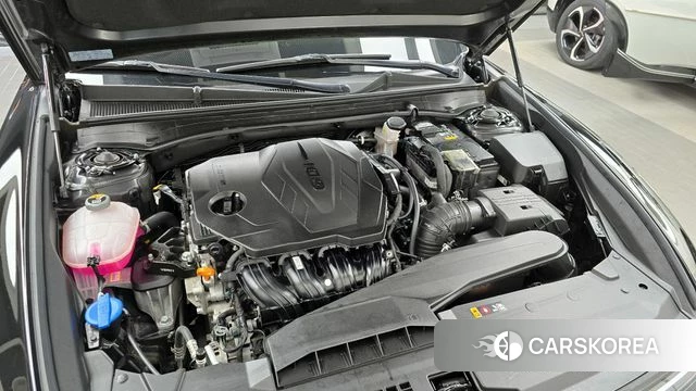 Hyundai Grandeur (GN7) id 3811501 из Кореи 16