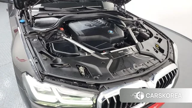 BMW 5 Series (G30) id 3453941 из Кореи 16