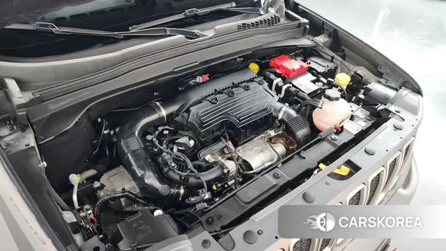 Jeep Renegade id 3534139 из Кореи 16