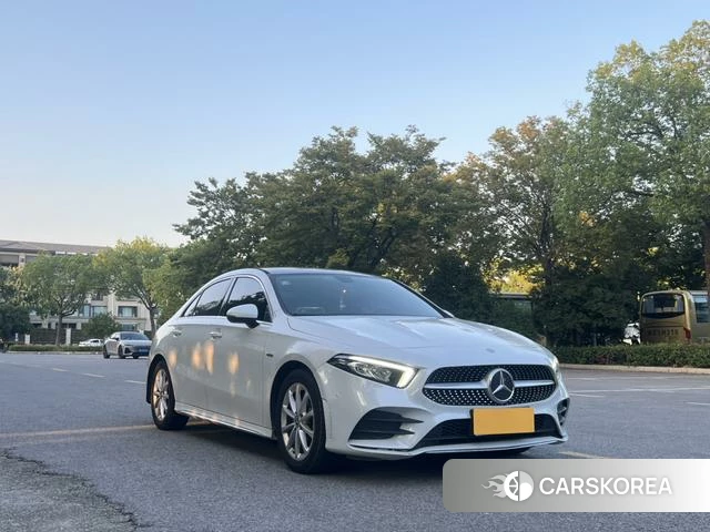 Mercedes-Benz Class A 2021 Белый из Китая, фото 6