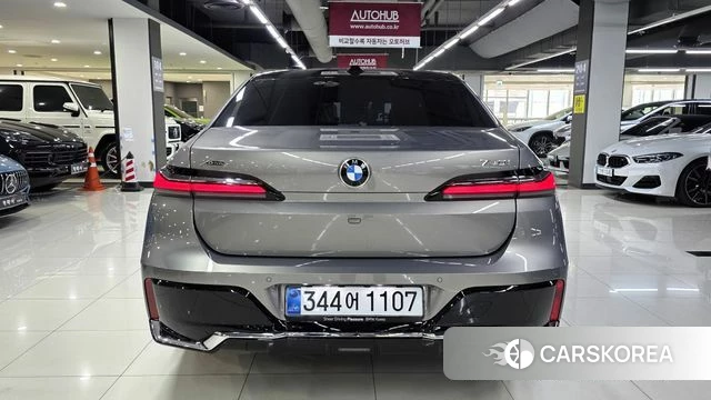 BMW 7 Series (G70) id 4254934 из Кореи 16