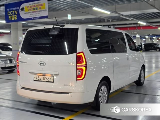 Hyundai The New Grand Starex id 3814326 из Кореи 11