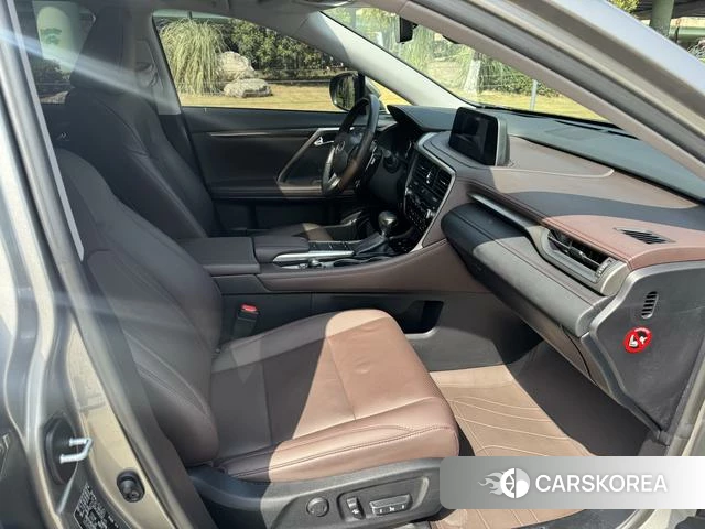 Lexus RX id 4298369 из Китая 9