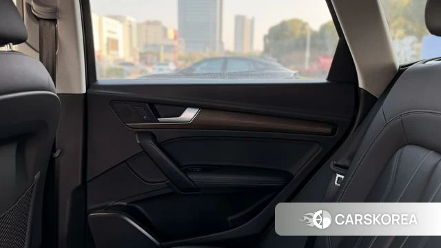 Audi Q5L id 4277869 из Китая 12