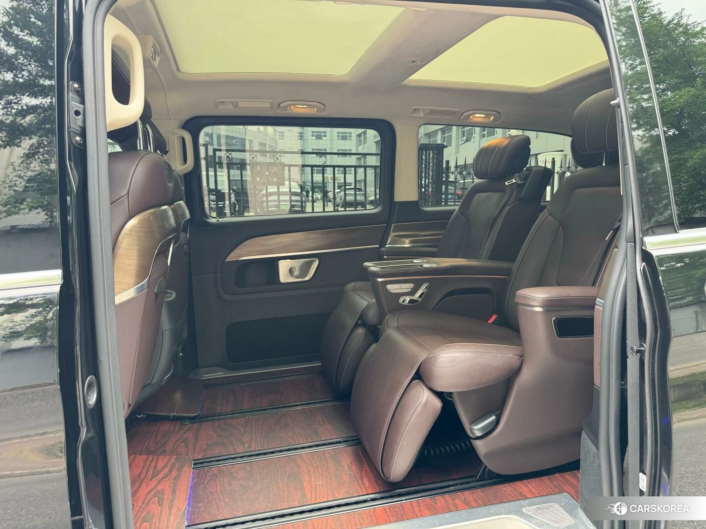 Mercedes-Benz V-class id 4461551 из Китая 26