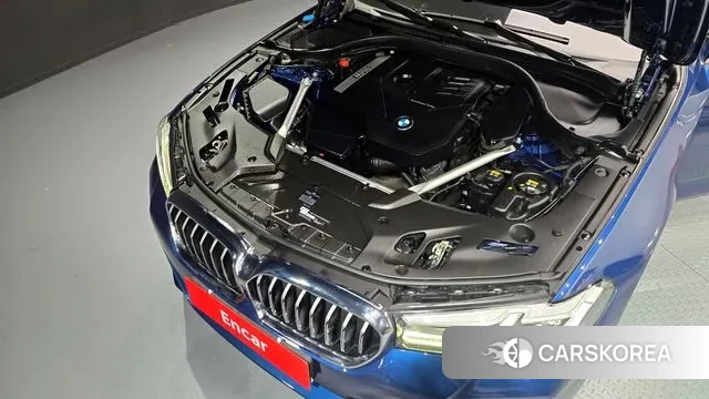 BMW 5 Series (G30) id 3417307 из Кореи 16