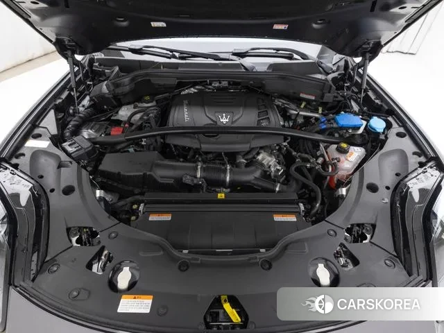 Maserati Grecale id 3585539 из Кореи 16