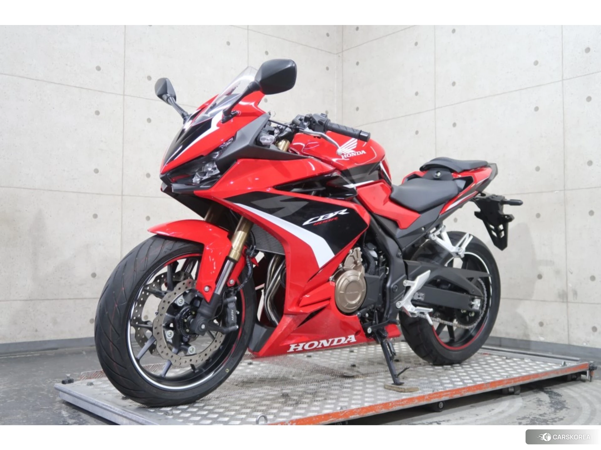 Honda CBR400R ABS id 4380033 из Японии 6
