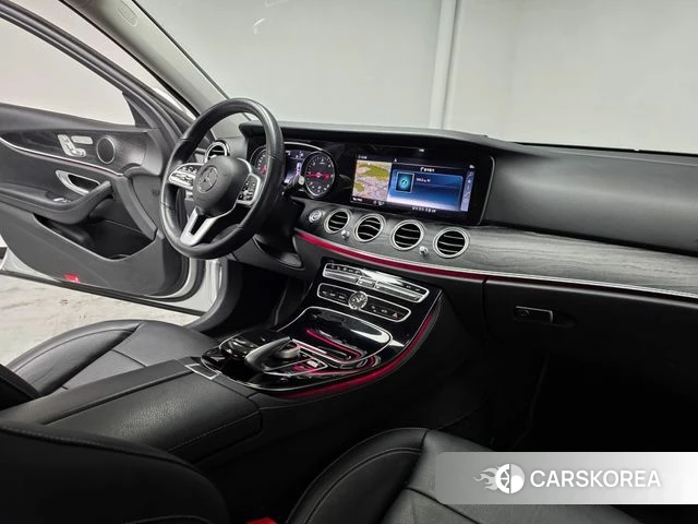 Mercedes-Benz E-Class W213 id 4232946 из Кореи 16