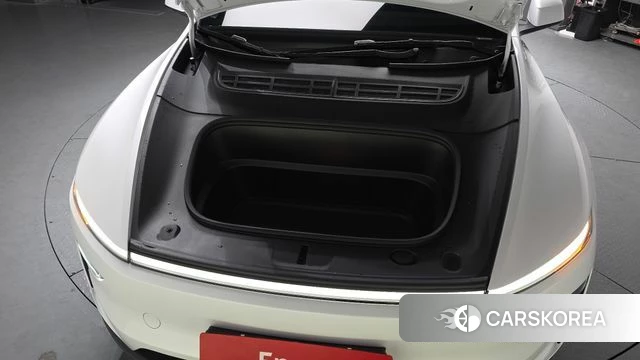 Tesla Model Y id 3850190 из Кореи 16