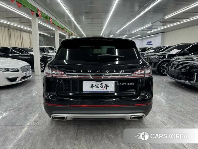 Lincoln Navigator 2021 Черный из Китая, фото 6
