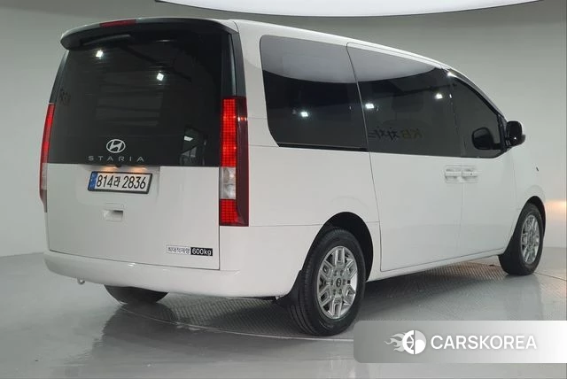 Hyundai Staria id 4612659 из Кореи 16