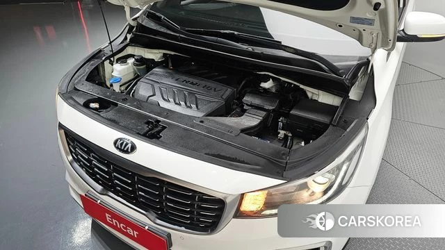 Kia The New Carnival id 4345437 из Кореи 28