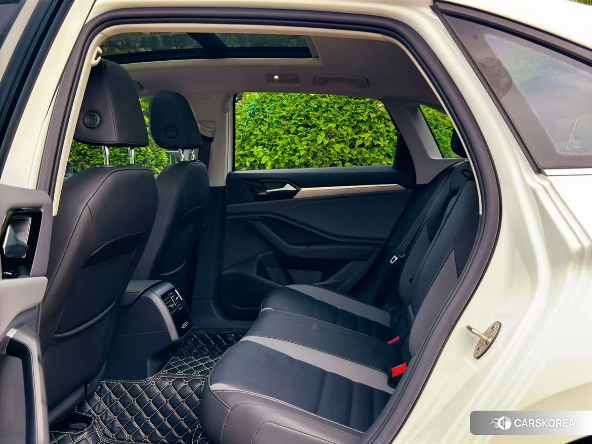 Volkswagen Sagitar id 4454424 из Китая 16