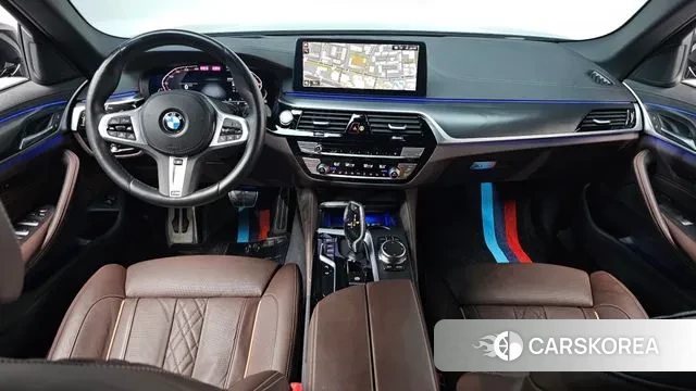 BMW 5 Series (G30) id 3016325 из Кореи 16