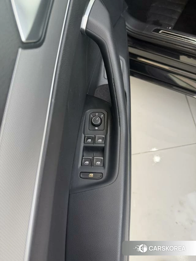Volkswagen Magotan id 3907911 из Китая 16