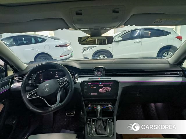 Volkswagen Magotan 2024 Черный из Китая, фото 6