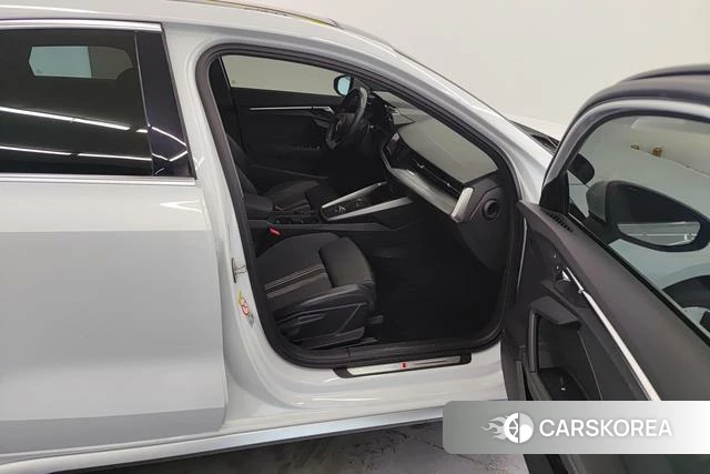 Audi A3 id 3908510 из Китая 12