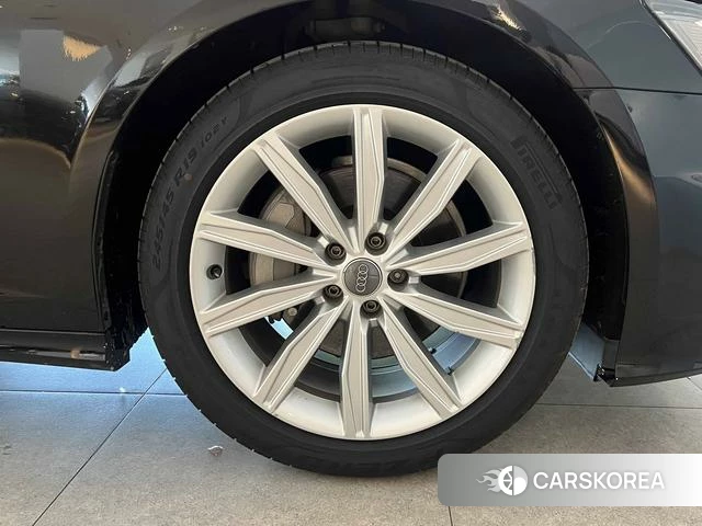 Audi A6L id 4301092 из Китая 15