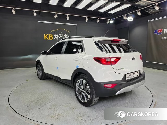 Kia Stonic id 4403626 из Кореи 16